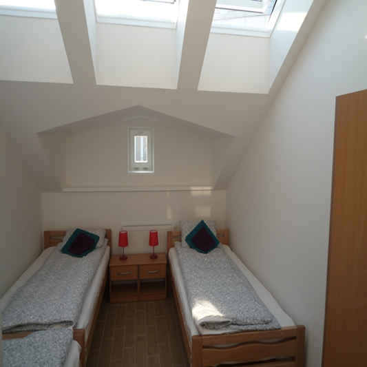 Three bed private room